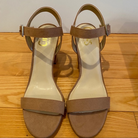 NIB Circus by Sam Edelman Esther Block Heels - Picture 3 of 6